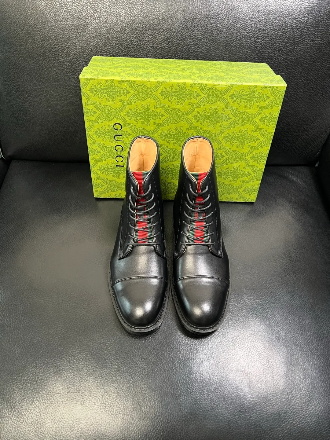 Men's shoes 💰900 Gucci High-quality top crafts Gucci Leather shoes and boots high-top series counter synchronization Original factory configuration, original cowhide imported from Italy, imported water-dyed cow lining, soles: original factory special supply original sole super comfortable, original factory and single goods High quality, welcome to compare and synchronization at the counter, code number 39-44 (customized 45)